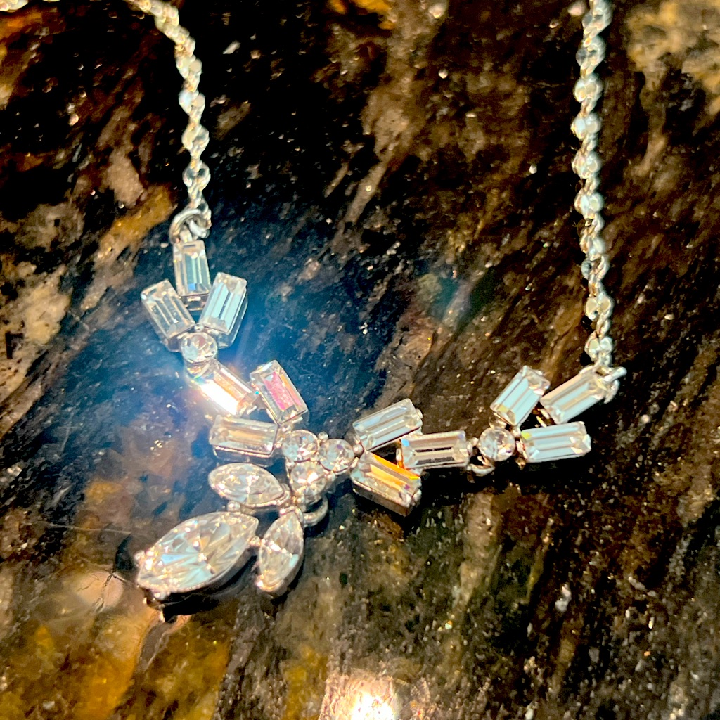 Gorgeous Crystal Rhinestone Silver Faceted Bridal Necklace